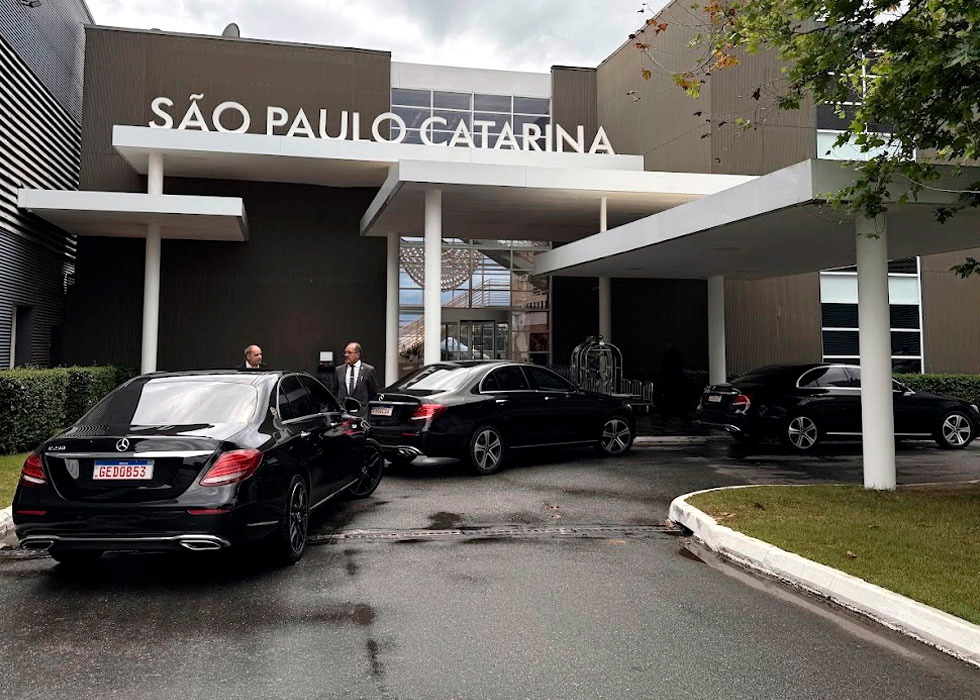 transporte executivo blindado